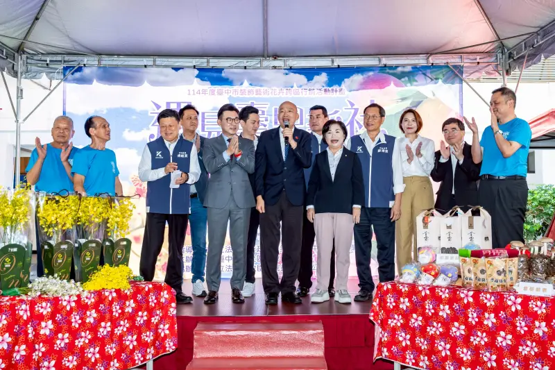 韓國瑜推廣香菇自嘲「腦袋像香菇」　開酸傅崐萁「最近羞於見人」