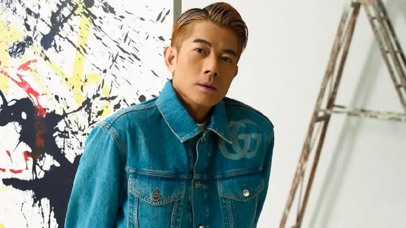 ▲郭富城（如圖）曬出「爸爸日常照」，頂著小沖天炮、蝴蝶結與童趣髮飾，全由二女兒親手改造，他也大讚完美。（圖／郭富城IG）