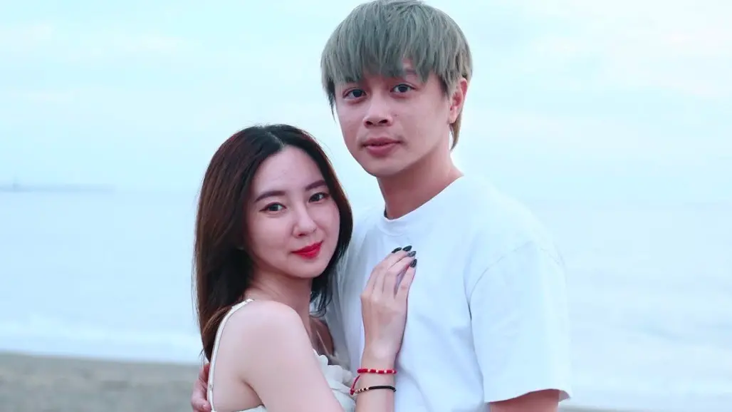百萬YTR儒哥「西瓜藏戒指」！惡整變求婚只需3秒 女友喊：我願意