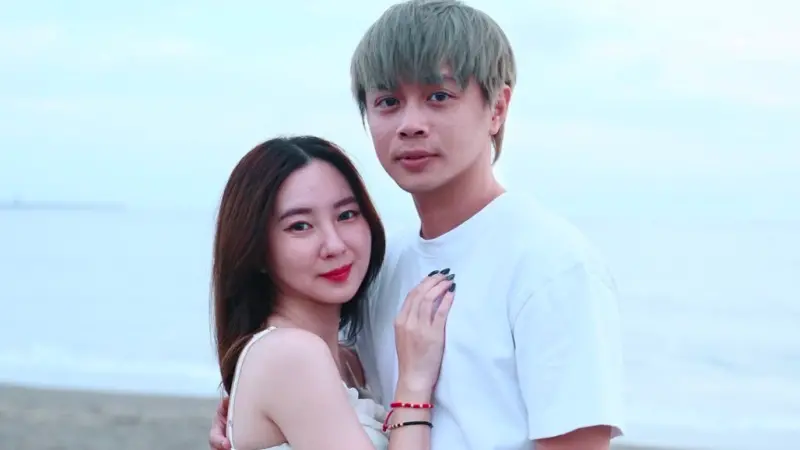 百萬YTR儒哥「西瓜藏戒指」！惡整變求婚只需3秒　女友喊：我願意