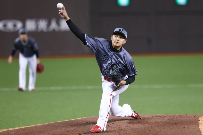 ▲味全龍徐若熙8局無失分好投，幫助球隊以7：0退台鋼雄鷹。（圖／味全龍提供）