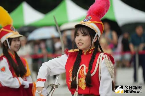 ▲國防部第8屆全國高級中等學校「愛國儀級棒」儀隊決賽，在國家兩廳院藝文廣場舉行。（圖／記者呂炯昌攝，2025.05.24）