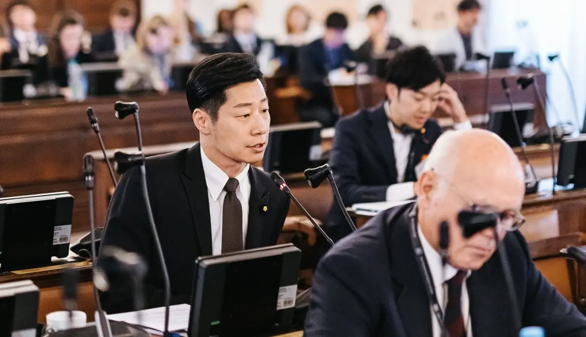 ▲前立委、新任芬蘭代表林昶佐強調，過去1年他經常代表台灣出國開會。（圖／林昶佐臉書）