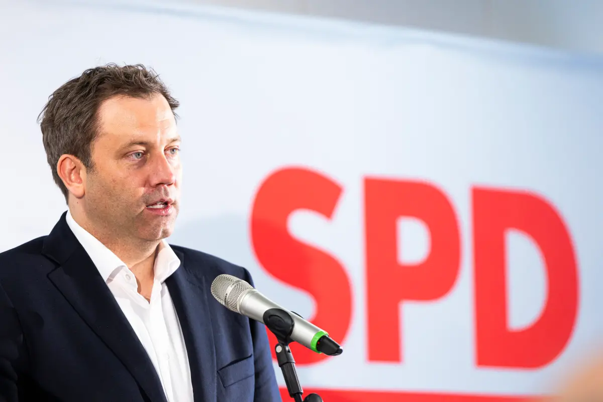 ▲德國財政部長克林拜耳(Lars Klingbeil)敦促針對關稅議題與美國進行「認真談判」。（圖／美聯社／達志影像）