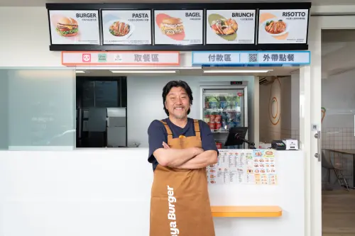 ▲拉亞漢堡x愛德華李主廚聯名早餐，全台門市上市。（圖／拉亞漢堡提供）