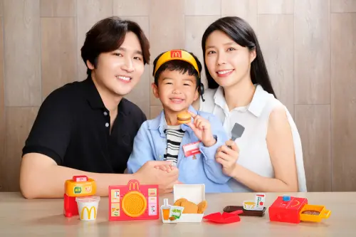 麥當勞「家家酒組2.0」開搶!小麥麥體驗營6款全收 6/2報名價格 ▲台灣麥當勞6/2小麥麥體驗營報名,開搶「家家酒組2.0」全套6款。(圖/麥當勞提供)