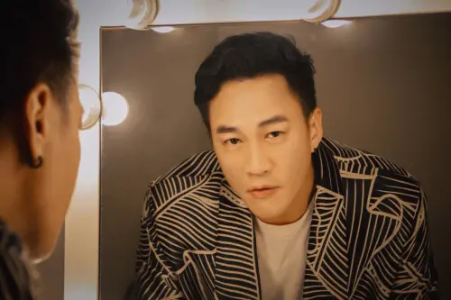 何潤東為拍戲抗高山症狂吞16顆威而鋼,雖然笑稱每天早上起床「不太自在」,但也透露著演員在高海拔拍攝的辛苦。(圖/何潤東臉書) ▲何潤東為拍戲抗高山症狂吞16顆威而鋼,雖然笑稱每天早上起床「不太自在」,但也透露著演員在高海拔拍攝的辛苦。(圖/何潤東臉書)