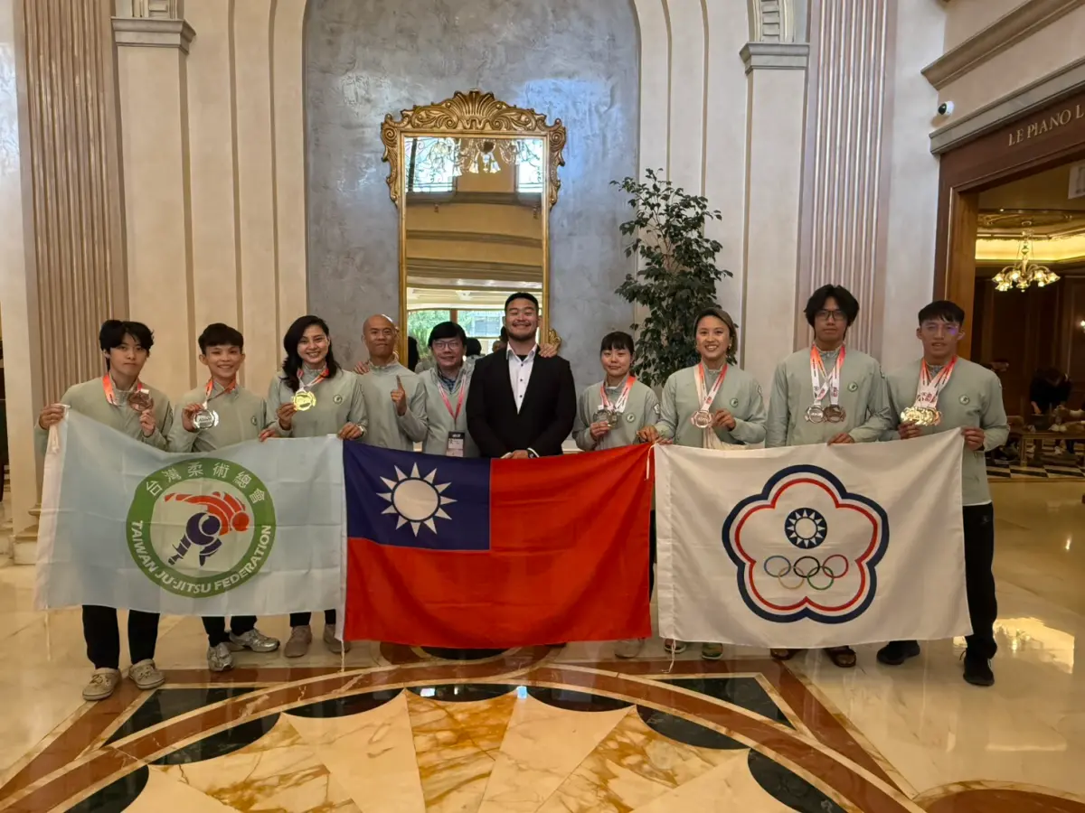 中華柔術隊亞錦賽奪7獎 星野台灣總代理之子曾韋綸律師執教有成