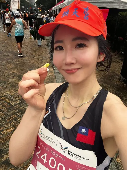 世壯運/謝忻挑戰公路賽身體出狀況!「路邊狂吐2次」慘進醫護站(圖/謝忻臉書) ▲世壯運/謝忻挑戰公路賽身體出狀況!「路邊狂吐2次」慘進醫護站(圖/謝忻臉書)