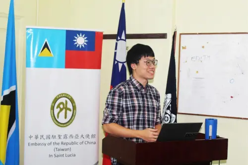 ▲台大資管系高材生林睿庠，經營暗網販毒代號「法老王」，3年賺30億脫離低收入戶身分。（圖／翻攝國發會臉書）