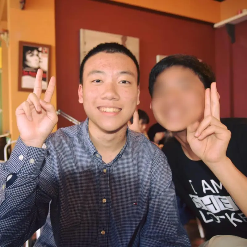 ▲林睿庠(左)近期與美方協議供出未曝光共犯及販毒金流,避免判處終身監禁。(圖/翻攝林睿庠臉書)