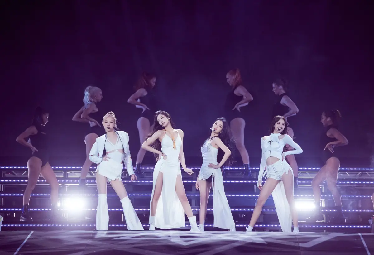 ▲韓國超級女團BLACKPINK宣布將於10月18日、19日到高雄世運主場館連唱兩天，她們過去在台灣的演出門票總是瞬間完售，《NOWnews今日新聞》特別為粉絲整理出BLACKPINK 2025世界巡演的購票資訊，若擔心搶票太激烈，粉絲也可考慮前往海外場觀賞喔！（圖／Live Nation Taiwan 提供）