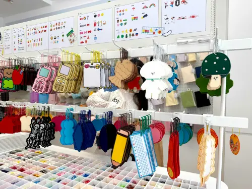 ▲細節控絕對發瘋！原創「wappen（와펜）」系列，滿足大家創作欲。（圖／記者蕭涵云攝）