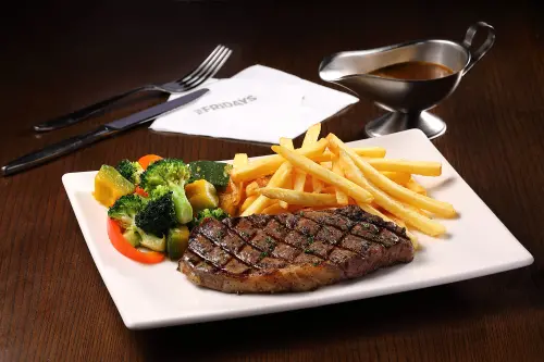 雙12肋眼牛排買一送一！FRIDAYS沙朗牛排、Sukiya牛丼都買一送一
