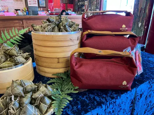 ▲端午飄香送溫情   台中福華攜手百年福興宮送出逾萬愛心粽。（圖／台中福華提供）