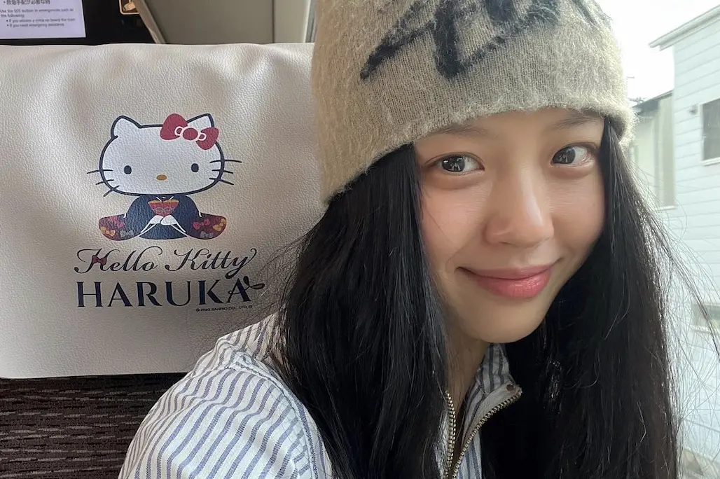 ▲韓國演員高旻示（如圖）才承認未成年飲酒，近日又被爆料國中時涉及校園霸凌、勒索同學錢財等，不過其所屬經紀公司立刻回覆，表示絕無此事，並準備提告爆料者。（圖／高旻示 IG）