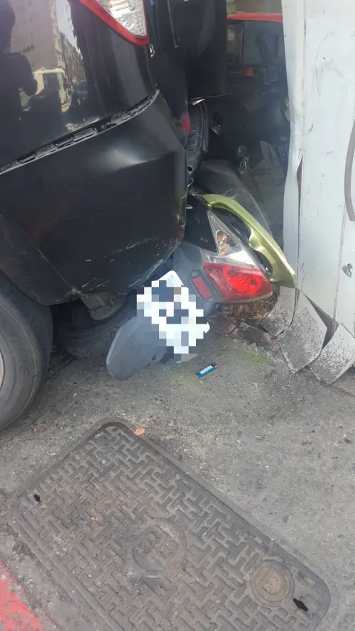 ▲肇事老翁無照駕駛，警方發現他10年前因酒駕遭註銷駕照。（圖／畫面由警方提供）