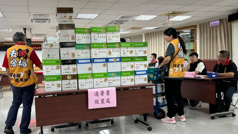 字醜就要被剝奪參政權？南投連署書審查爭議延燒　游顥罷團怒轟