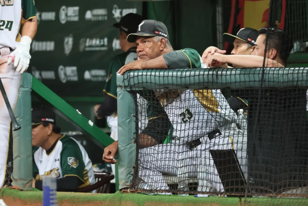 影／路易士曾是最強「洋助人」！回憶30年前：一下飛機就要有表現