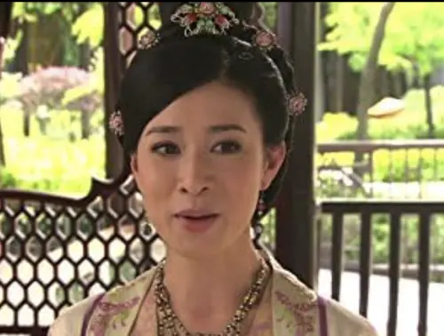 ▲古裝宮鬥劇向來是佘詩曼的拿手好戲，主演過好幾齣叫好叫座的此類型劇集經典。（圖／摘自IMDb）