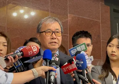 內閣啟動改組！教育部長鄭英耀留任
