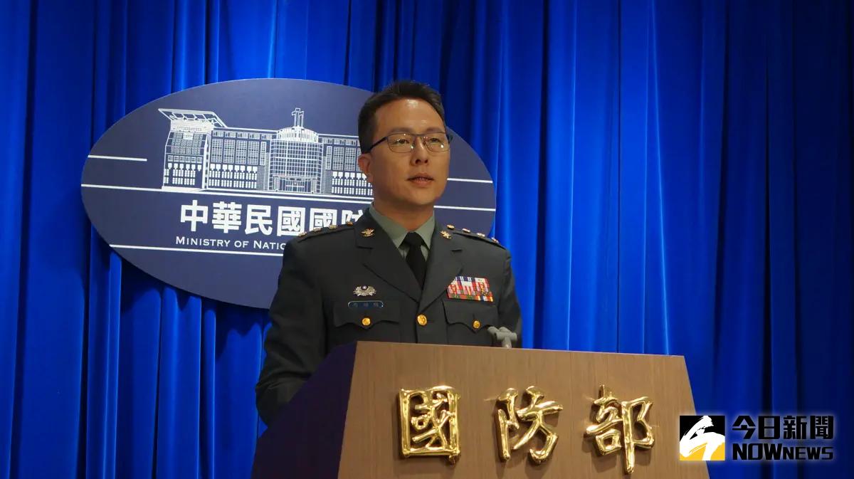 ▲國防部副發言人喬福駿上校主持例行記者會。（圖／記者呂炯昌攝，2025.05.28）