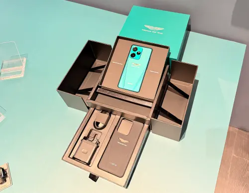 ▲realme GT 7系列。（圖／記者周淑萍攝）