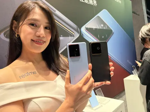 ▲realme GT 7系列。（圖／記者周淑萍攝）