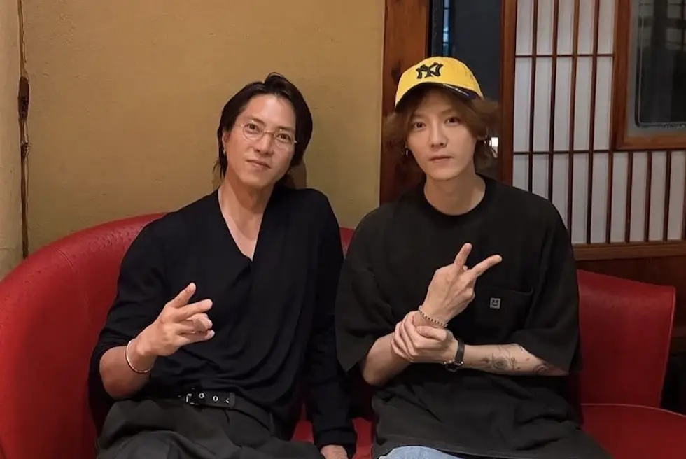 ▲中國男星鹿晗（右）今日PO出和山下智久（左）的合照，兩大男神同框讓不少粉絲超開心，「趕快合作演戲」。（圖／鹿晗 IG）