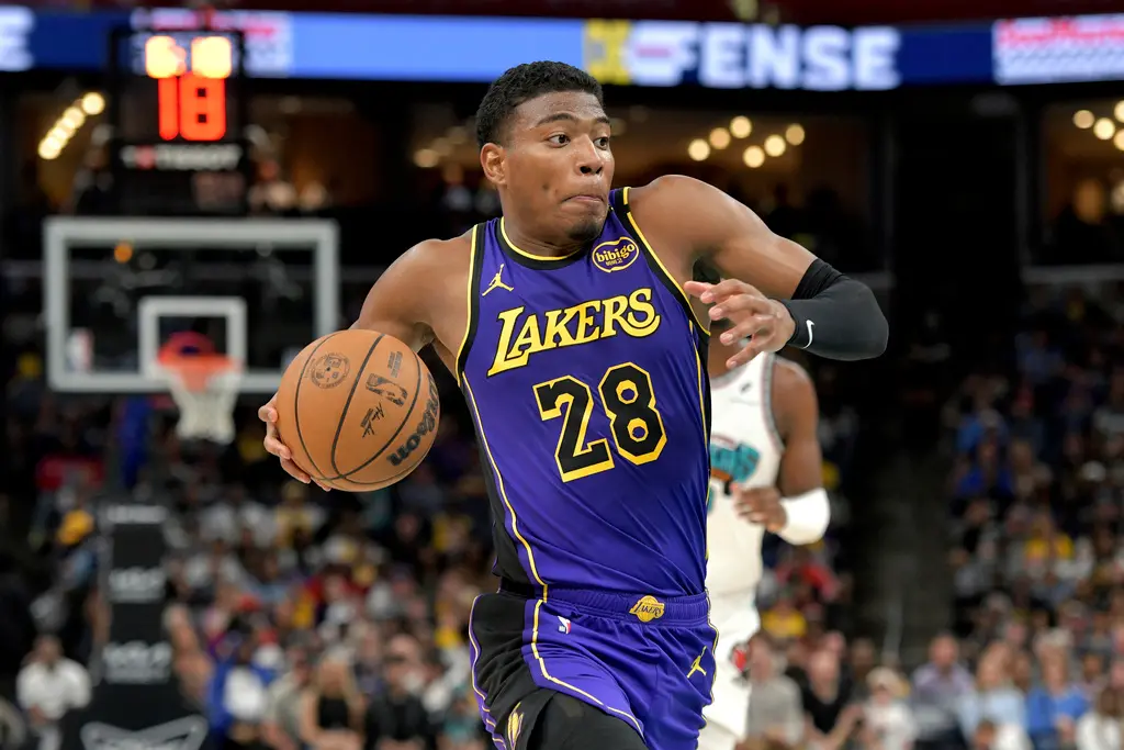 ▲八村壘下季為1800萬美元的到期約，洛杉磯湖人隊正積極尋求補強內線長人，以將具備交易價值的八村列為潛在籌碼之一。（圖／美聯社／達志影像）