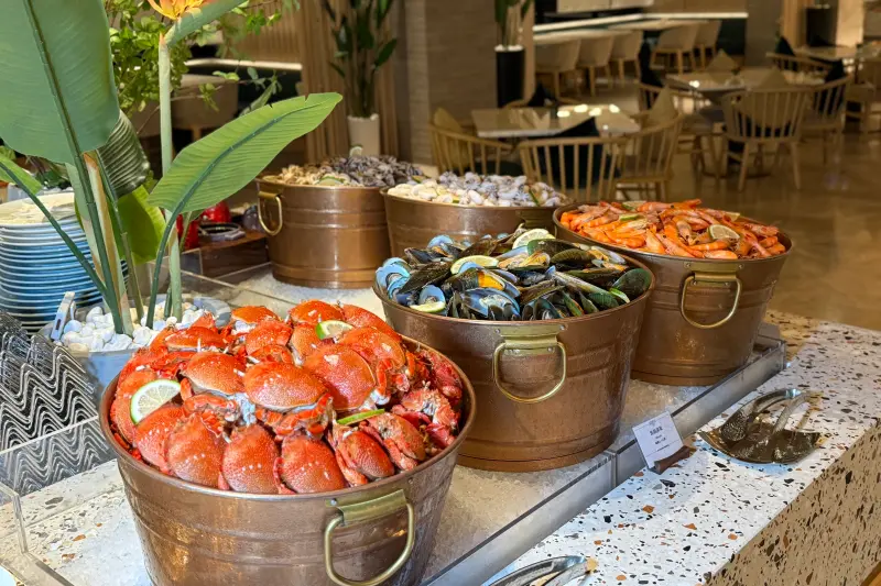 ▲TTE旅展於日前已落幕，但是多家飯店依舊有線上旅展，網上販售吃到飽券，最優還打折到5折。本文整理全台11家飯店自助餐的餐券優惠一次看。（示意圖／記者葉盛耀攝）