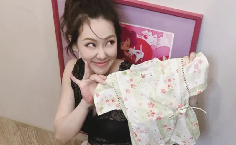 劉雨柔臨盆倒數！孕晚期睡不好、頻反胃　她嘆：不僅內耗還心死