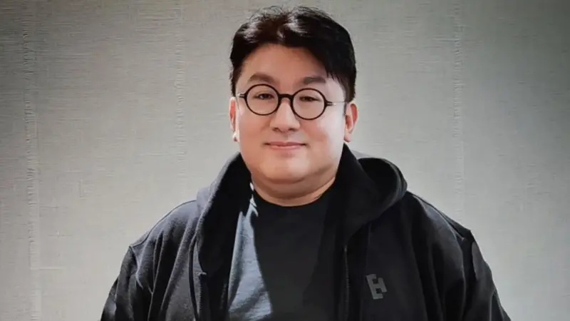 「BTS老闆」房時爀涉詐被抓！檢方衝進HYBE總部　公司回應了