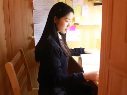 ▲憑《Sky Castle》走紅的金惠奫，以「姜藝瑞」一角奪下百想新人獎。（圖／金惠奫IG）