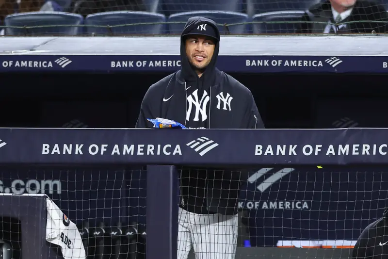MLB／洋基低調頒發美聯冠軍戒！Stanton警惕隊友：別戴著到處走