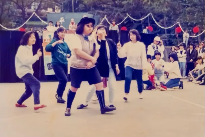▲▼鍾欣凌說從小她就不怕被看見,不吝展現情緒與想法,也許自那時起她就註定要站上舞台。(圖/齊石傳播提供)