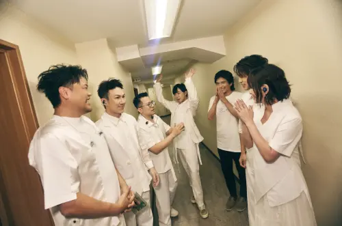 ▲蘇打綠於日本武道館開唱，找來日本手風琴家佐藤芳明擔任嘉賓。（圖／緒風提供）