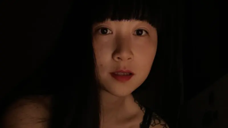 ▲YouTuber家寧與昔日男閨密范成章的互動被放大檢視，對此，同為YouTuber的NanaQ關注到此事，透過社群聲援家寧，不解為何與男閨密出國一事能被無限延伸大作文章，不忍直問：「那我跟2個男生出國睡同個房間是怎麼樣？」引發不小熱議。（圖／翻攝自NanaQ IG）