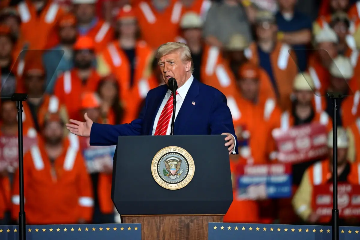 ▲川普30日在賓州宣布，美國將提高進口鋼鐵關稅稅率至50%。（圖／美聯社／達志影像）