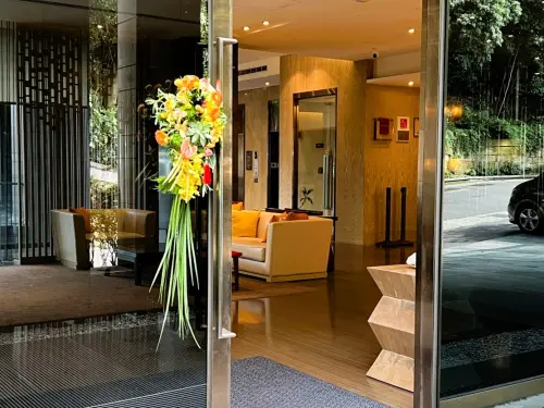 ▲端午節有掛艾草習俗,現今許多花店都結合花藝,設計成艾草花飾。(圖/取自「北投麗禧溫泉酒店」粉專) ▲端午節有掛艾草習俗,現今許多花店都結合花藝,設計成艾草花飾。(圖/取自「北投麗禧溫泉酒店」粉專)