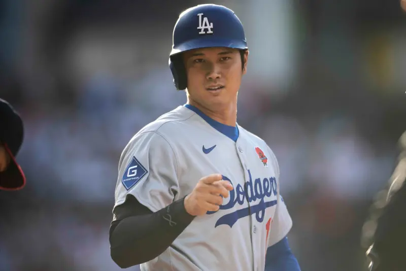 ▲洛杉磯道奇日籍球星大谷翔平成為1901年以來，史上第4位在上半季敲出至少29轟與7支三壘安打的球員。（圖／美聯社／達志影像）