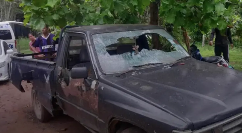 ▲泰國一名男子向女友求復合遭拒，憤而投擲手榴彈想報復，沒想到意外炸死自己。（圖／翻攝自Bangkok Post）