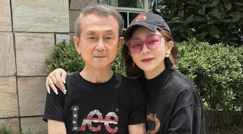 王彩樺88歲爸爸太狂了！端午節「父女合照曝光」　這狀態不敢相信
