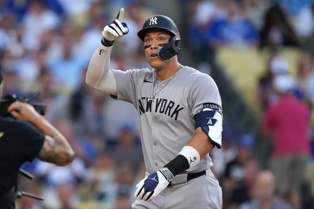 ▲賈吉（Aaron Judge）單場轟出兩支陽春全壘打，成為美國職業棒球大聯盟（Major League Baseball）史上生涯前1200場敲出最多全壘打的球員。（圖／美聯社／達志影像）