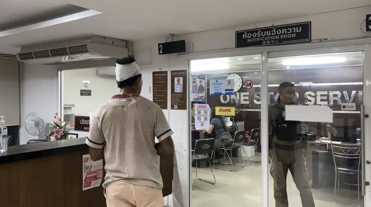 泰國芭達雅性交易糾紛！男子驗貨後拒付款 遭變性人用高跟鞋暴打