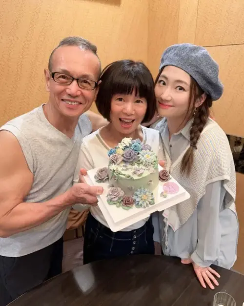 ▲Selina遭酸「身材、聲音不行了」！鐵粉怒反擊　任爸任媽直接淚崩（圖／Selina臉書）