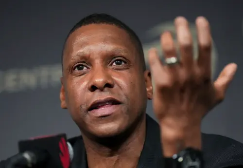 多倫多暴龍總裁Masai Ujiri。 ▲多倫多暴龍總裁Masai Ujiri。(圖/美聯社/達志影像)
