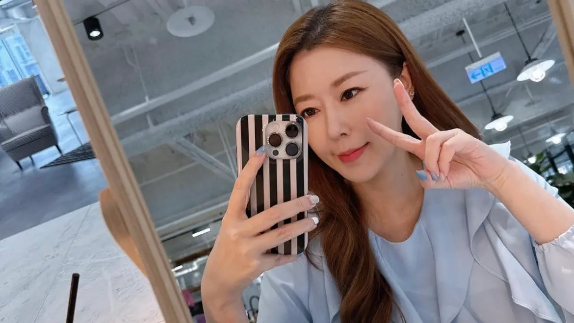 ▲「電商女王」周品均分享在日本銀座LV門市買包遭遇連環烏龍，直呼：「在國外買精品真的要小心！」還打破了她對日本服務業一向謹慎細心的印象。（圖／周品均IG）