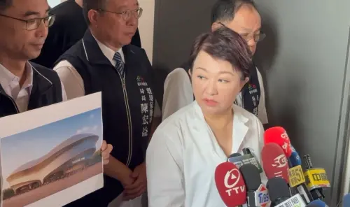 台中超巨蛋長這樣!融合未來地景 盧秀燕亮出第一張示意圖 ▲台中市長盧秀燕表示「台中超巨蛋」外觀設計尚未定案,歡迎大家提出建議。(圖/記者顏幸如攝,2025.06.02)