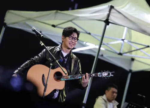 ▲品冠4天跑了3個城市演唱，最大的挑戰是要小心不要被傳染感冒。（圖／種子音樂提供）